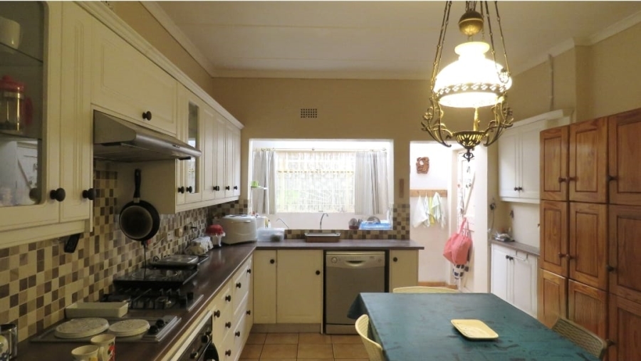 5 Bedroom Property for Sale in Uniondale Western Cape